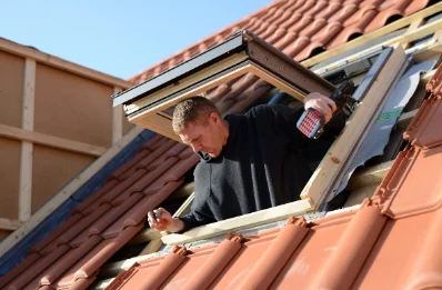 Pose de fenêtres de toit Velux au Cellier